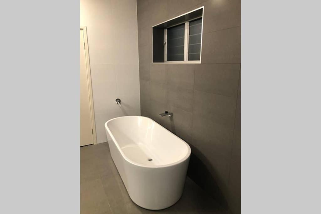 Malibu Apartment - Peregian Beach Bagian luar foto
