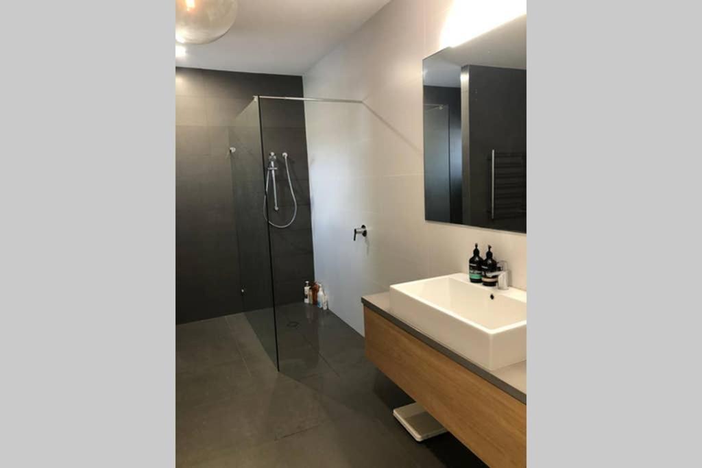 Malibu Apartment - Peregian Beach Bagian luar foto